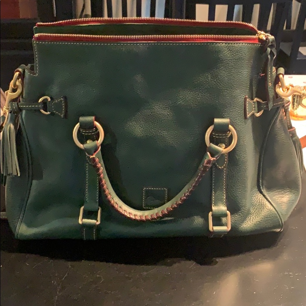 Dooney and Bourke green saddle bag!